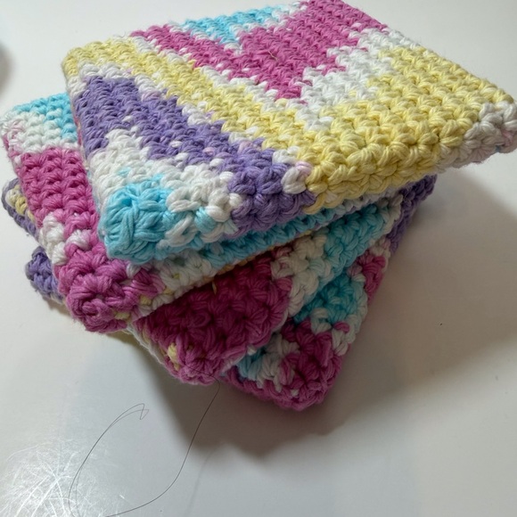 Colorful Crochet coaster - Picture 2 of 3